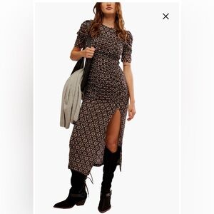 NWOT FREE PEOPLE Briella Floral Side Slit Dress 
Size X-Small